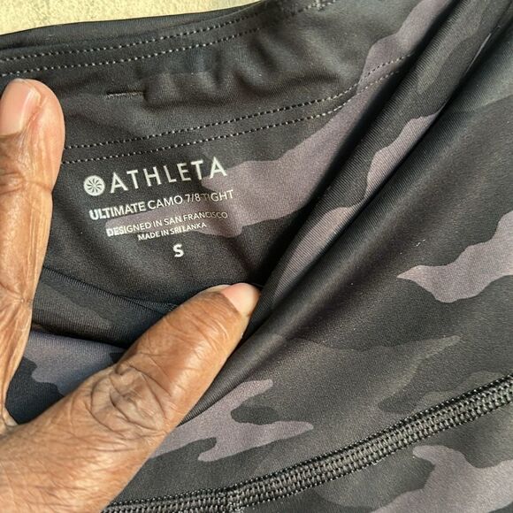 Athleta CAMO Print Leggings S - Picture 9 of 9